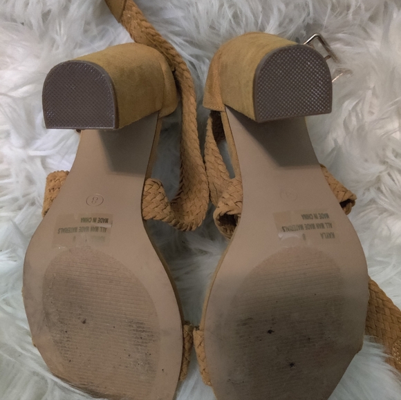 Charlotte Russe, mustard heels, size 8 - Picture 2 of 3